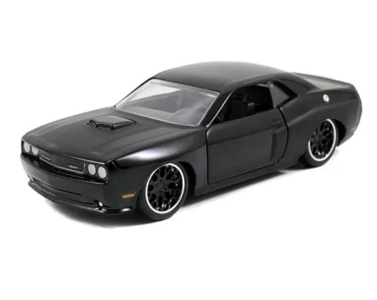 Auto Dom S Dodge Challenger Srt8 Rápido Y Furioso Jada 1:32 Mide 12 Cm de Largo